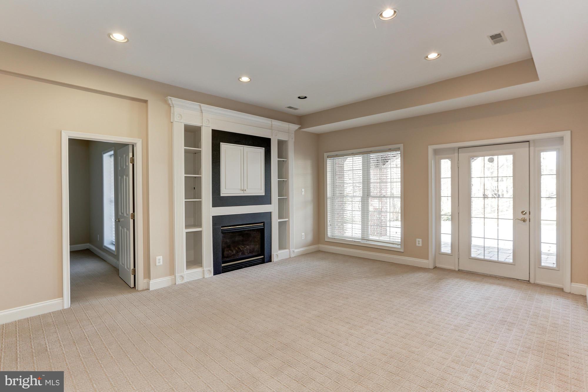 ST JOHNS WOODS - Residential