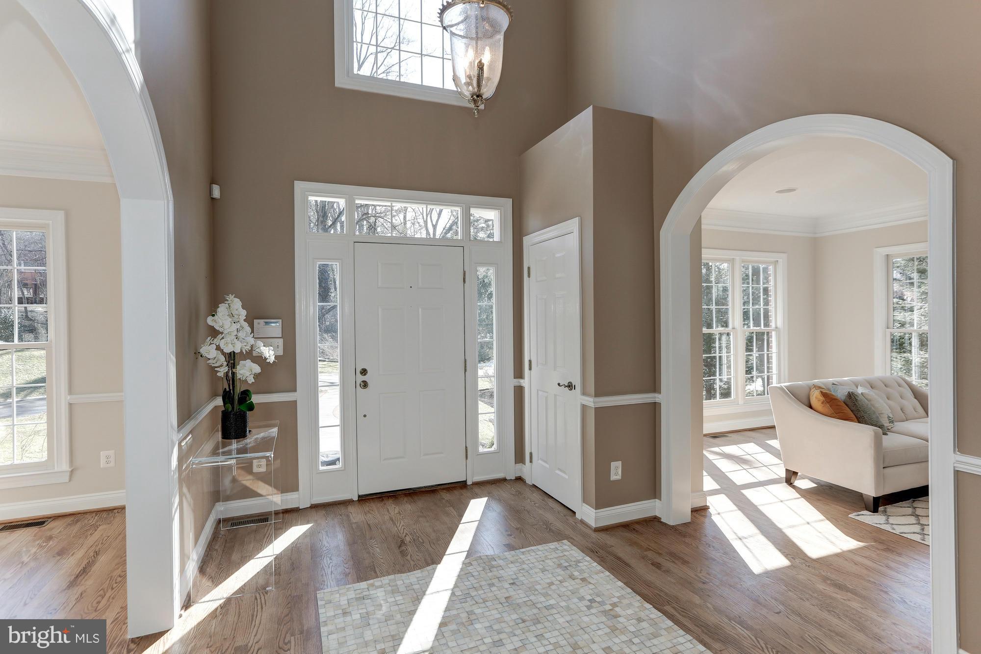 ST JOHNS WOODS - Residential