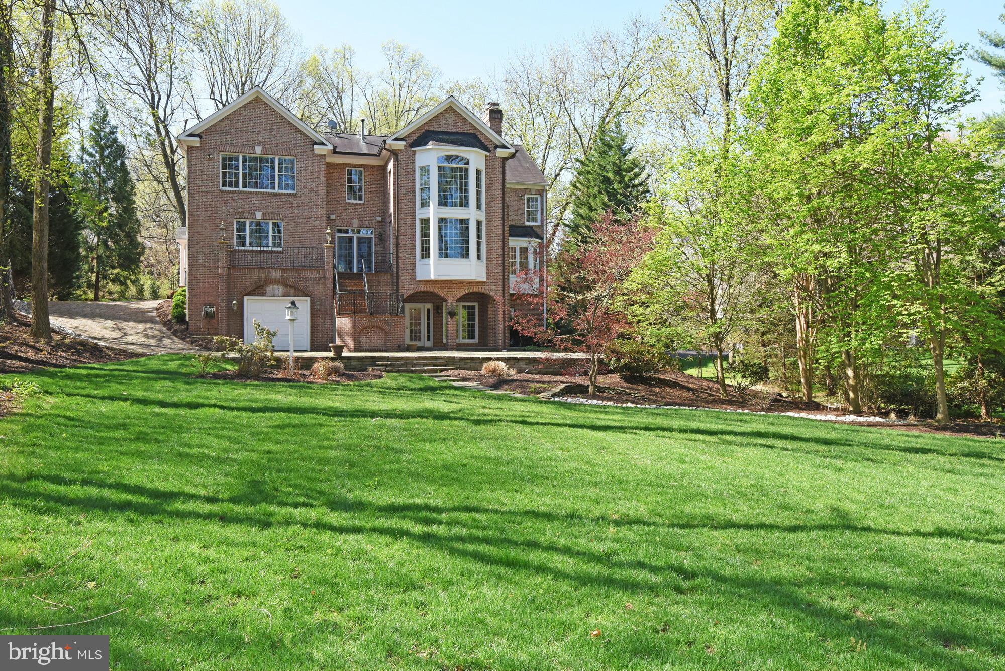 ST JOHNS WOODS - Residential