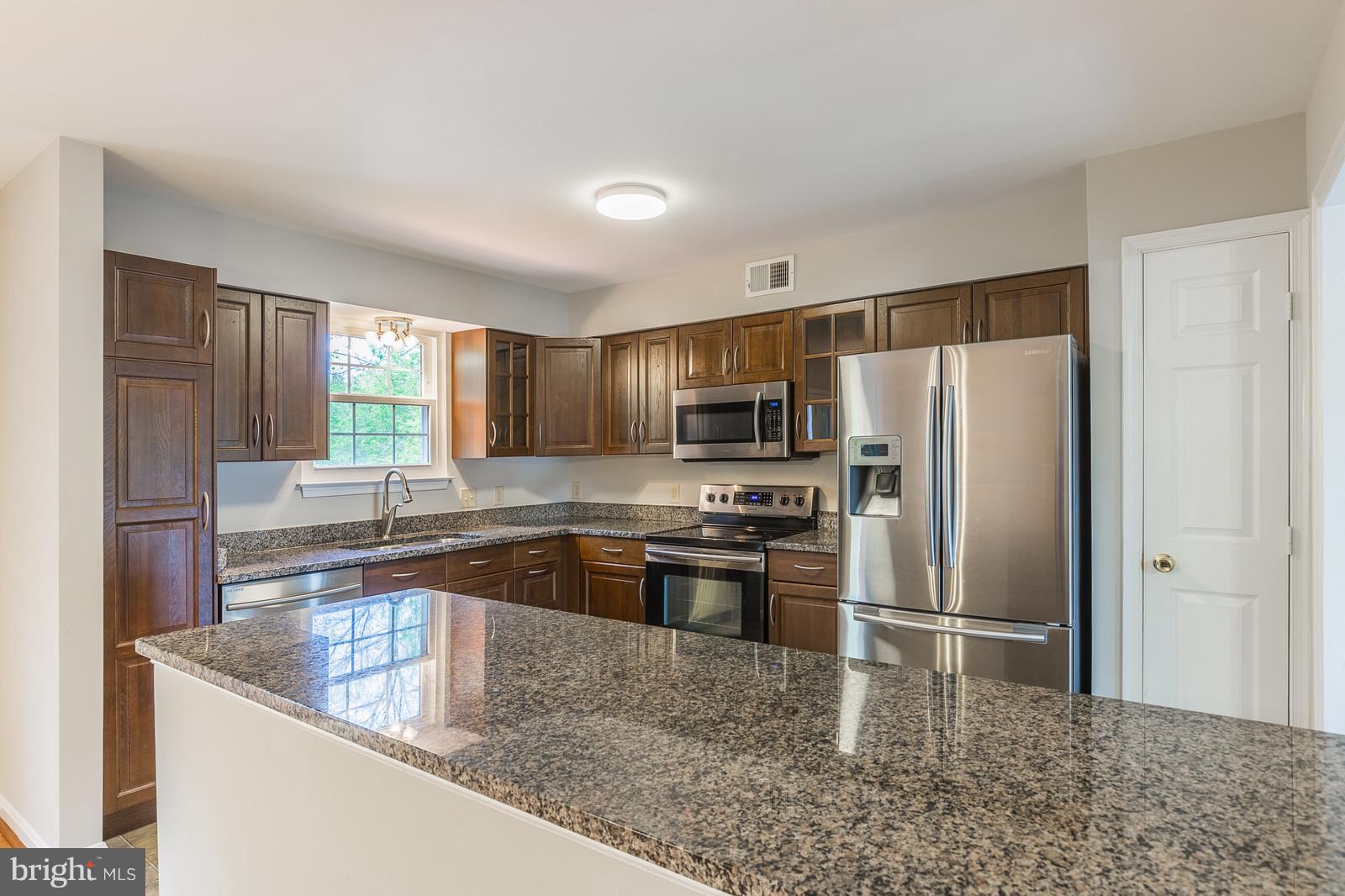 STRATFORD GLEN - Residential