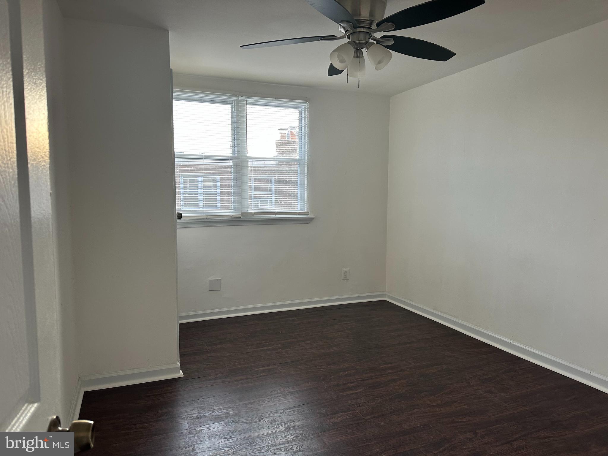 LAWNCREST - Residential