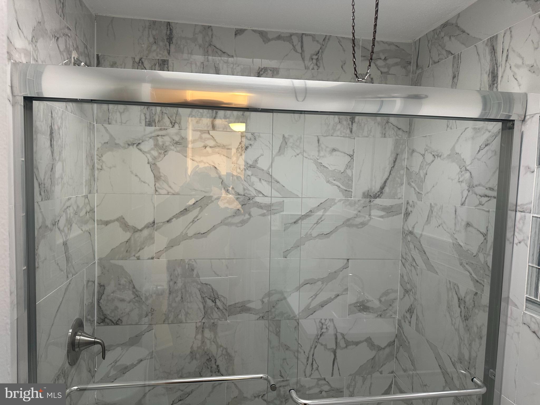 LAWNCREST - Residential