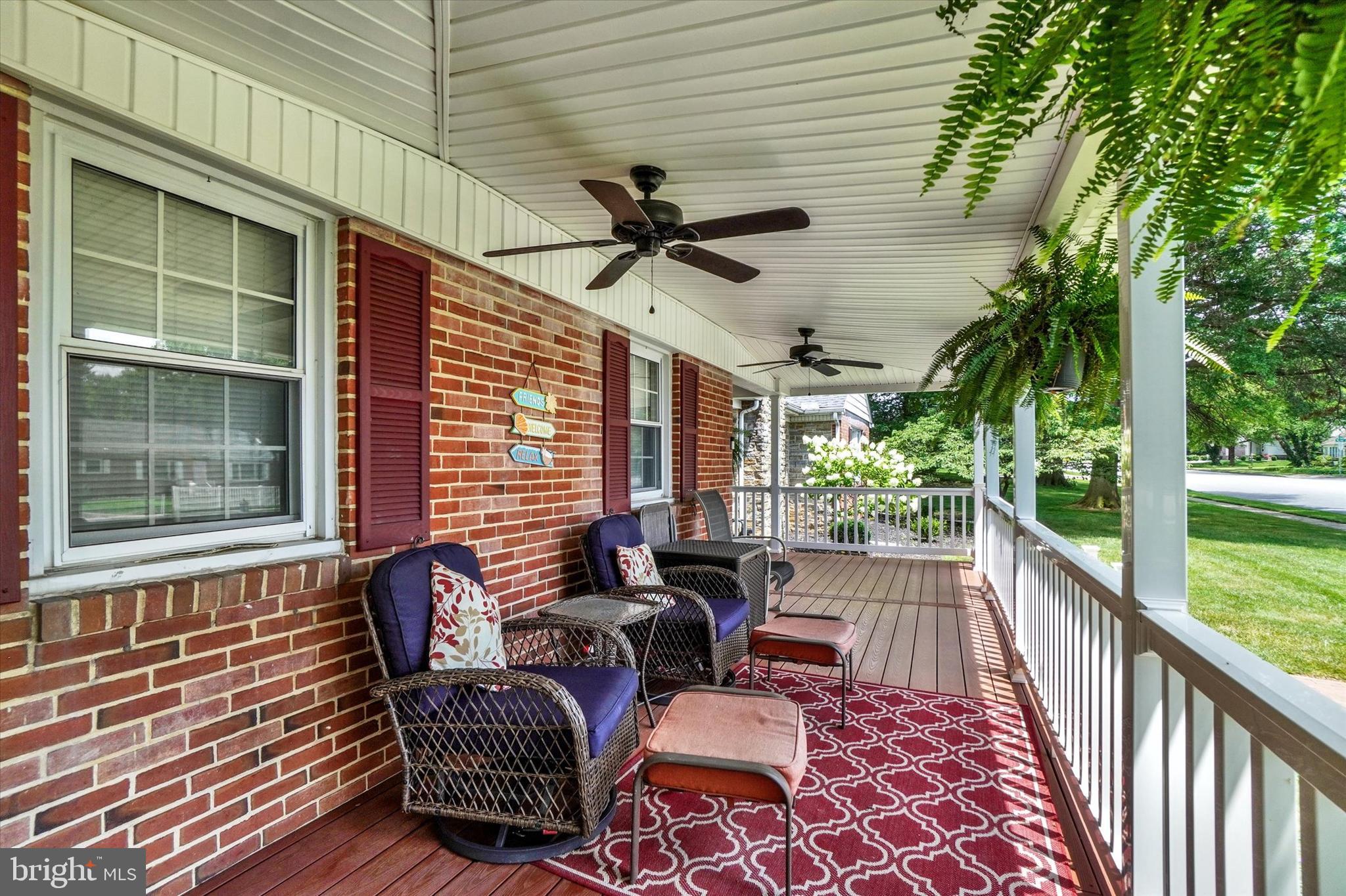 2213 EASTERN BOULEVARD