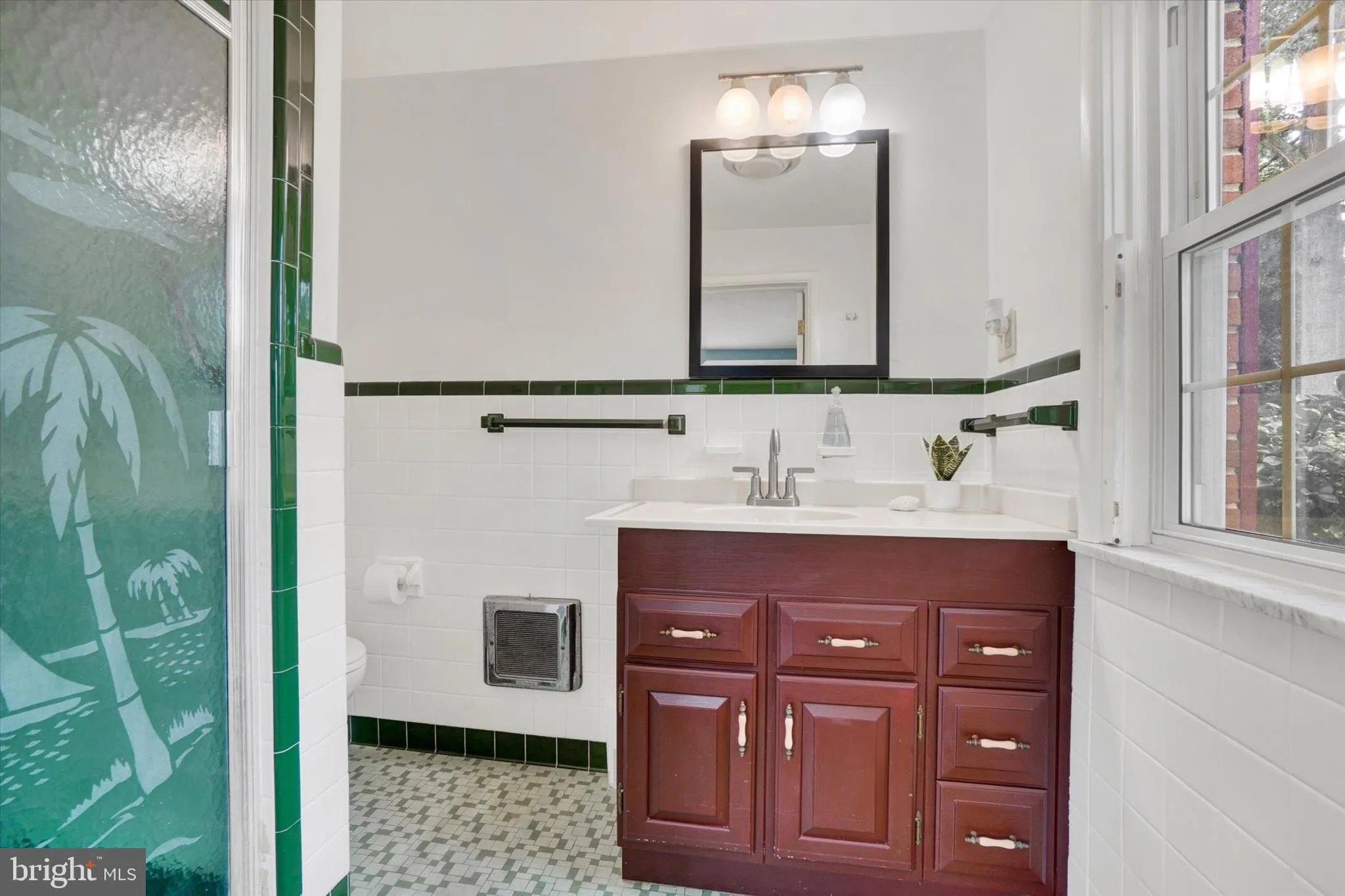 York, Pennsylvania 17402, United States, 3 Bedrooms Bedrooms, ,2 BathroomsBathrooms,Residential,Coming Soon,167172