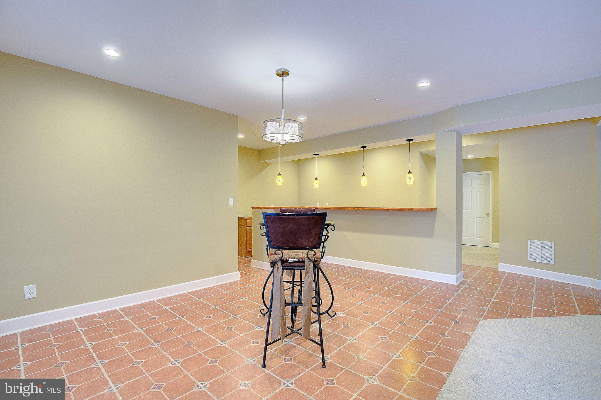 8105 RED FARM LANE
