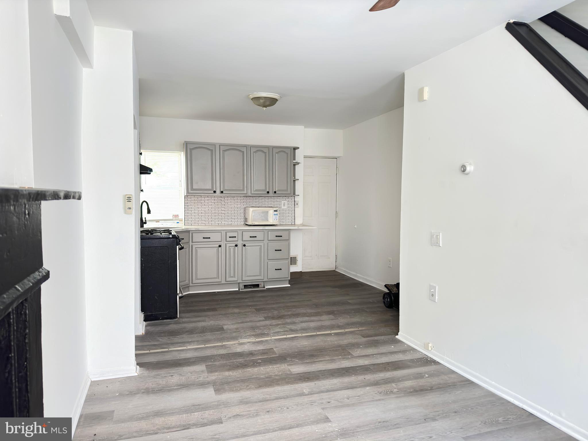 GRADUATE HOSPITAL - Residential Lease