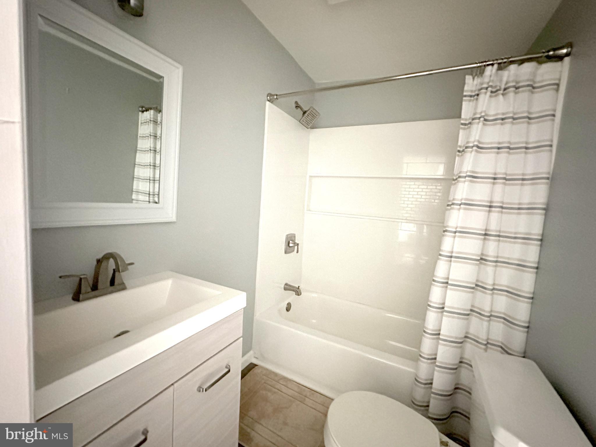 GRADUATE HOSPITAL - Residential Lease