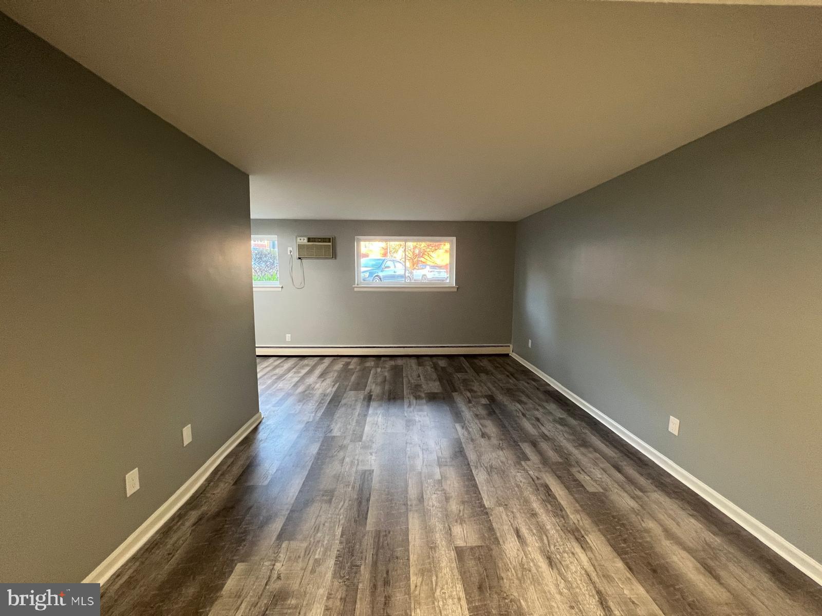 SOMERTON - Residential