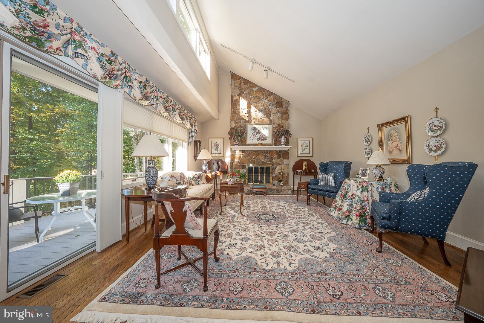 YELLOW SPRINGS - Residential