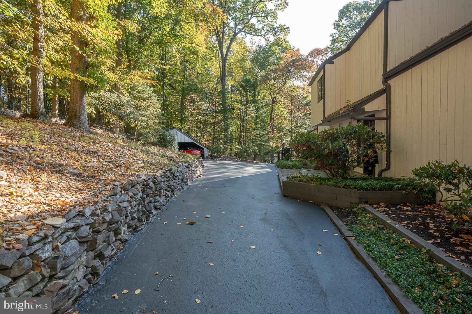 YELLOW SPRINGS - Residential