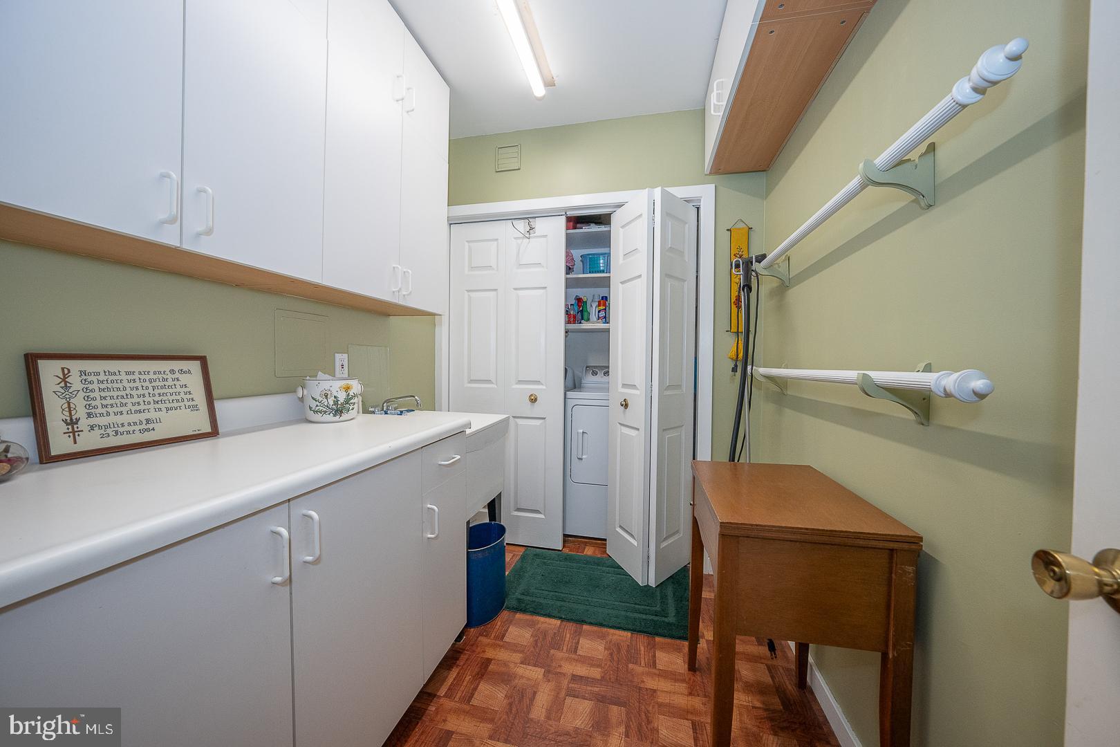 YELLOW SPRINGS - Residential