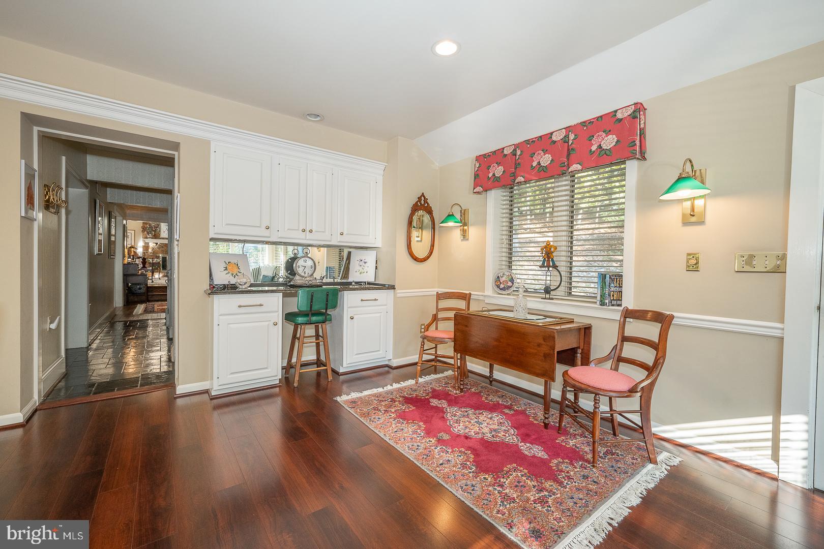 YELLOW SPRINGS - Residential