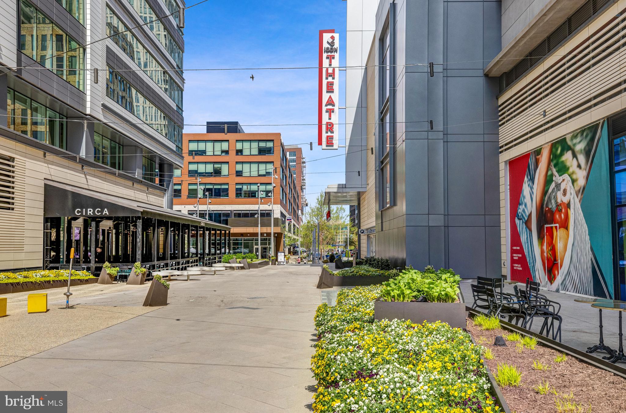 THE VERSE CONDO - Residential