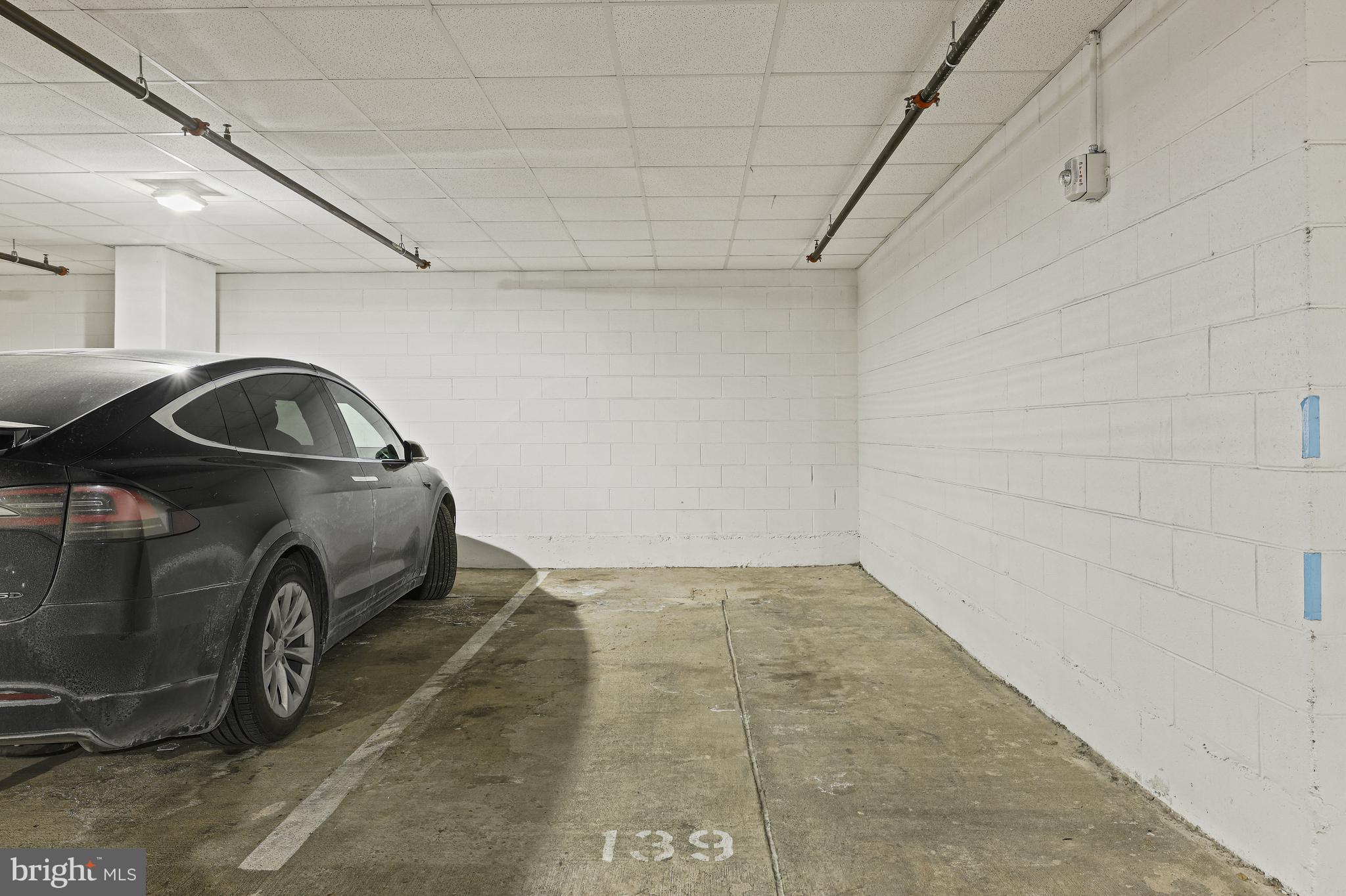 THE VERSE CONDO - Residential