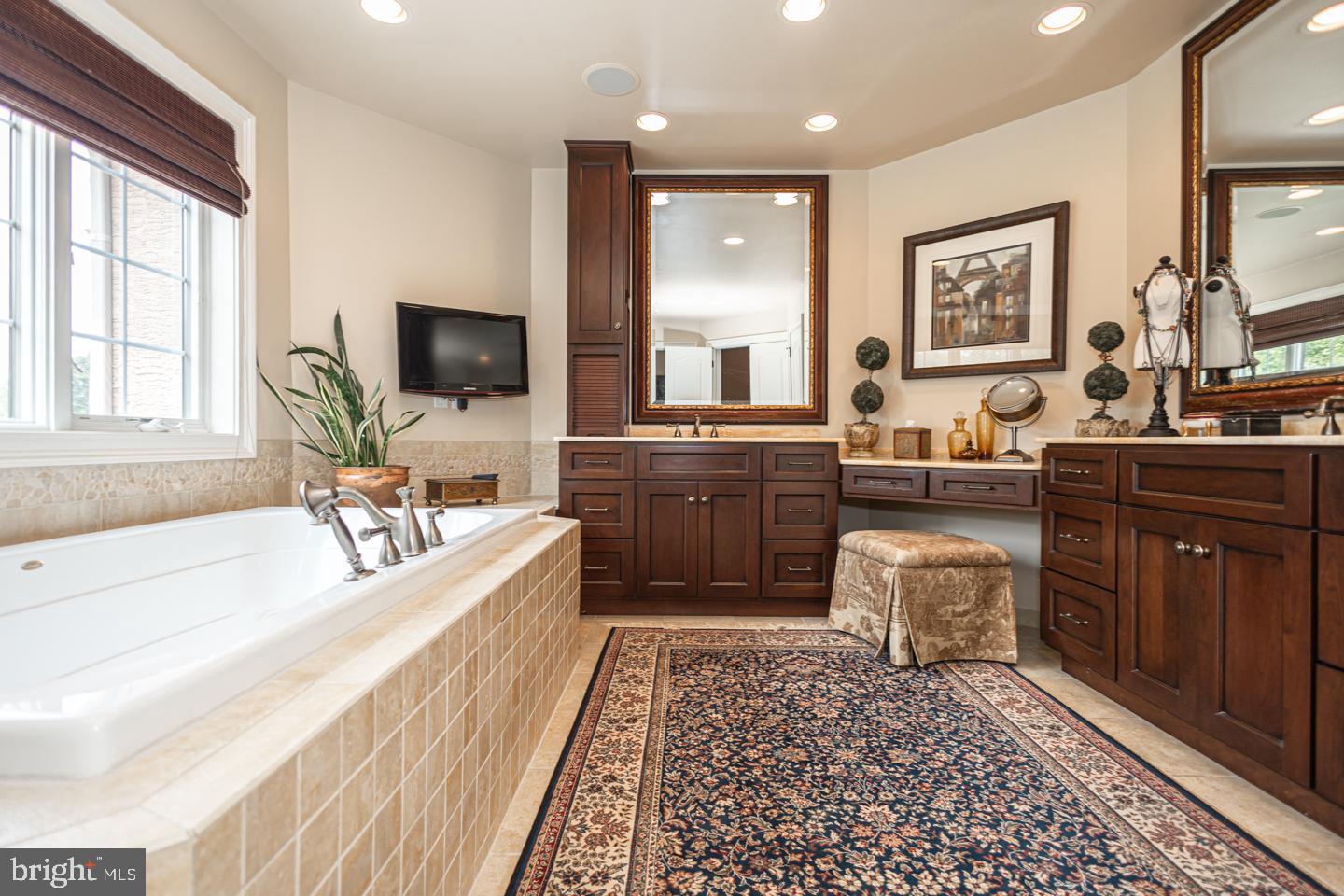 BELAMOUR - Residential