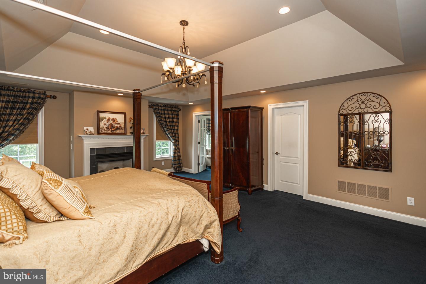 BELAMOUR - Residential