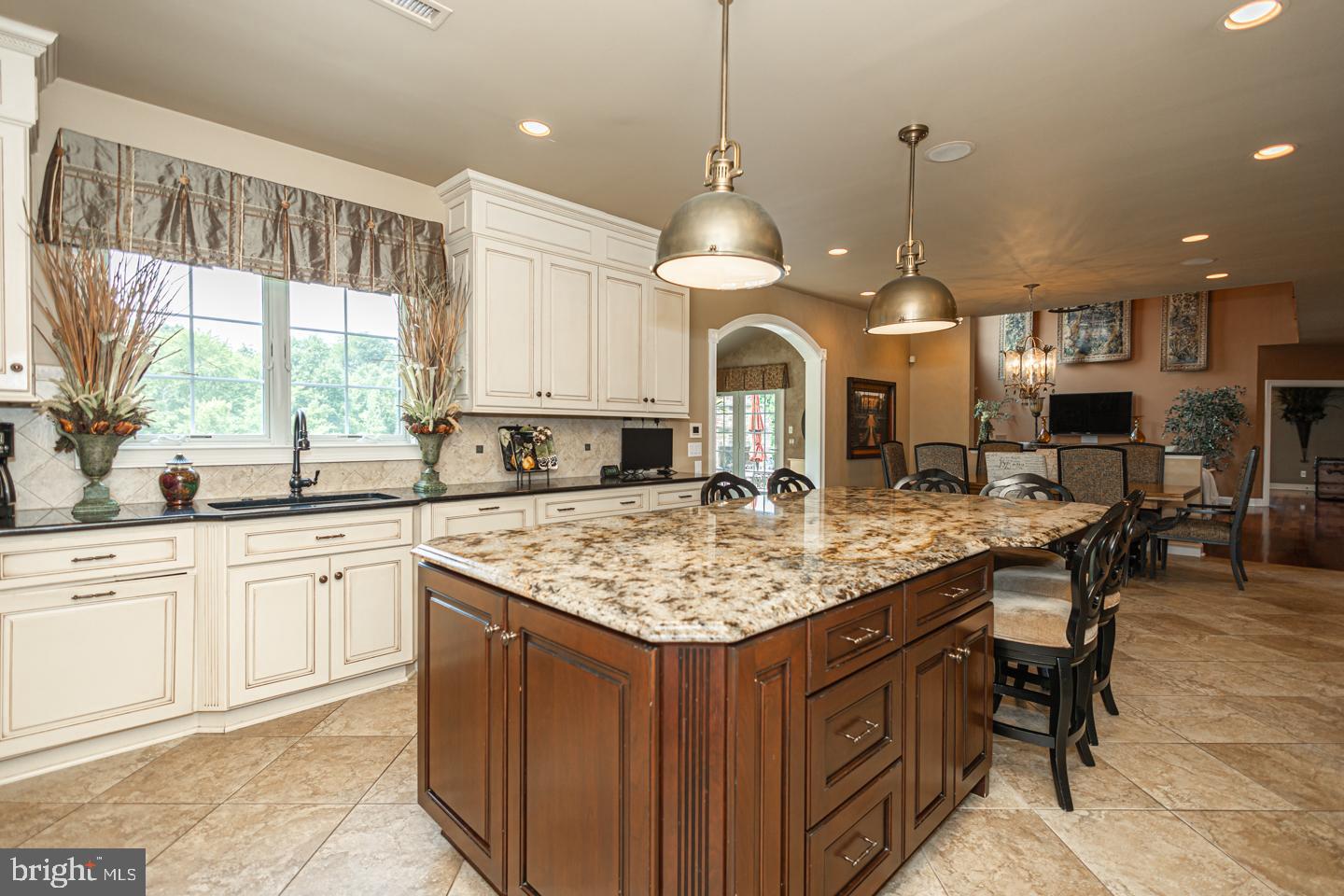 BELAMOUR - Residential