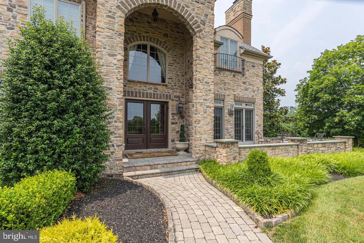 BELAMOUR - Residential