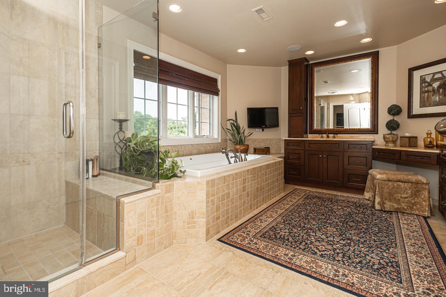 BELAMOUR - Residential