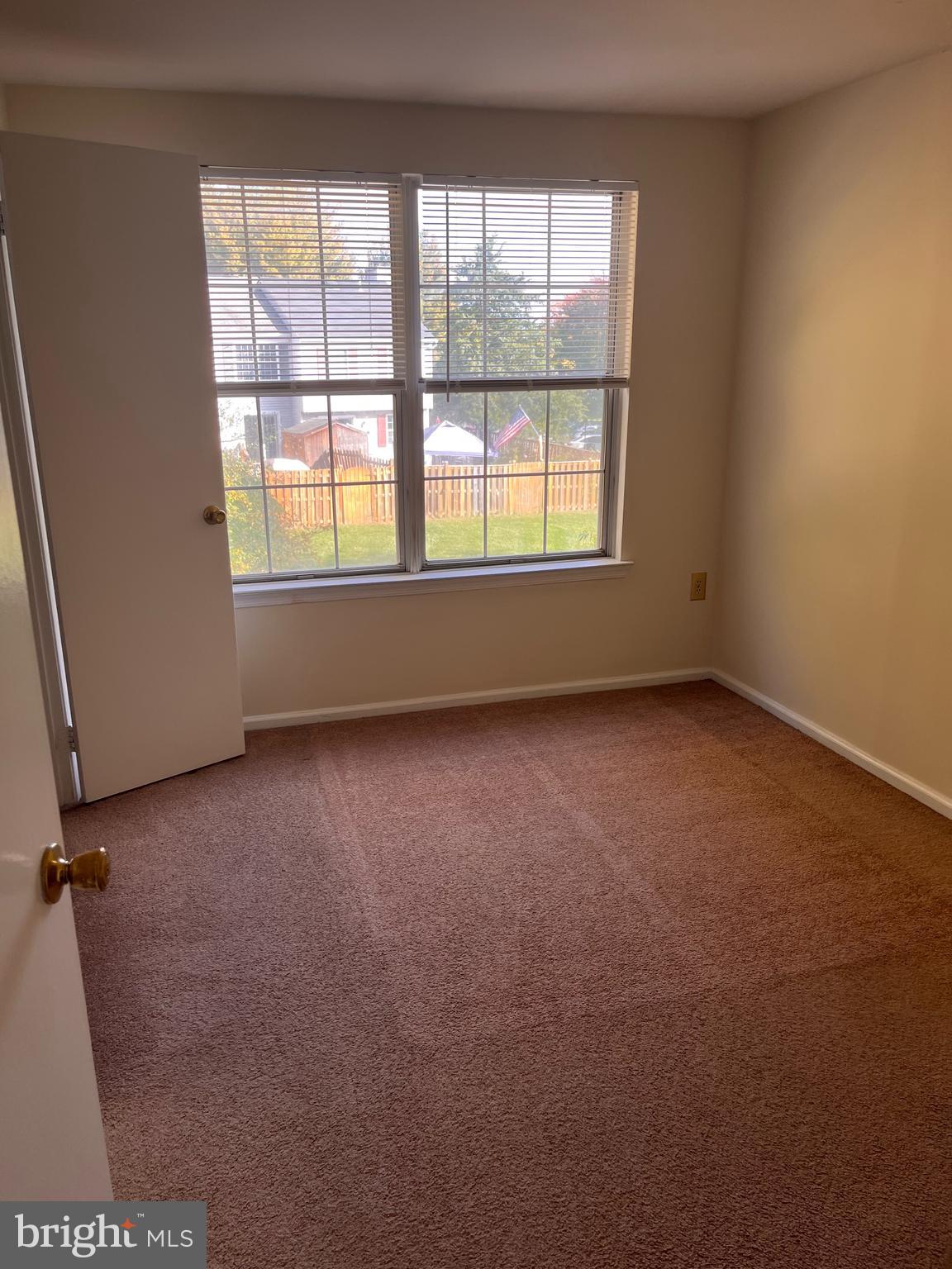 COUNTRYSIDE - Residential Lease