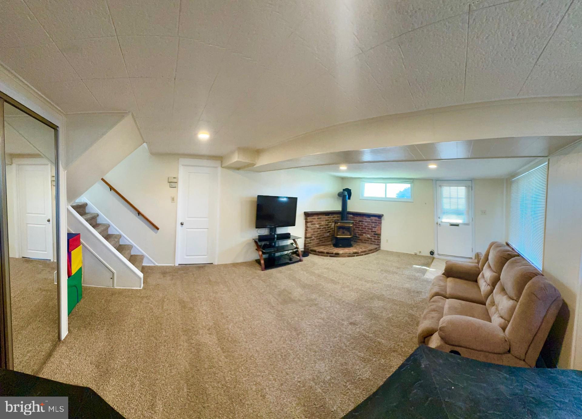 WILLOW WAY - Residential