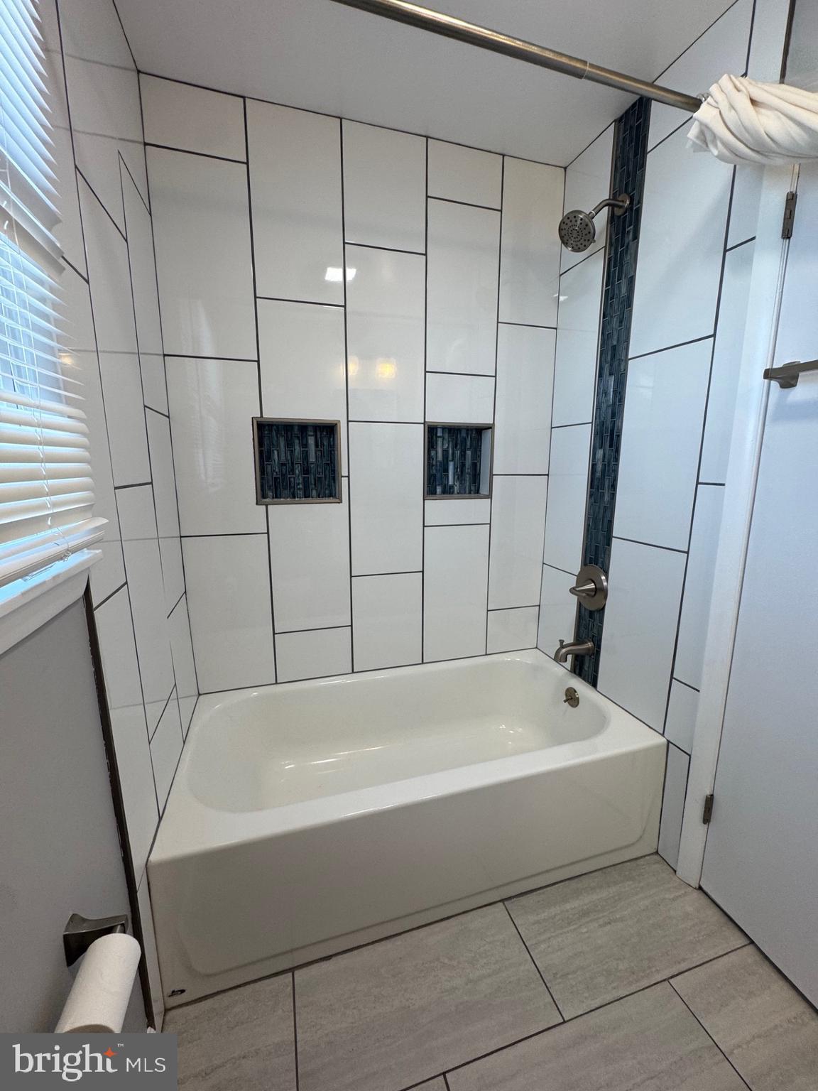 WILLOW WAY - Residential