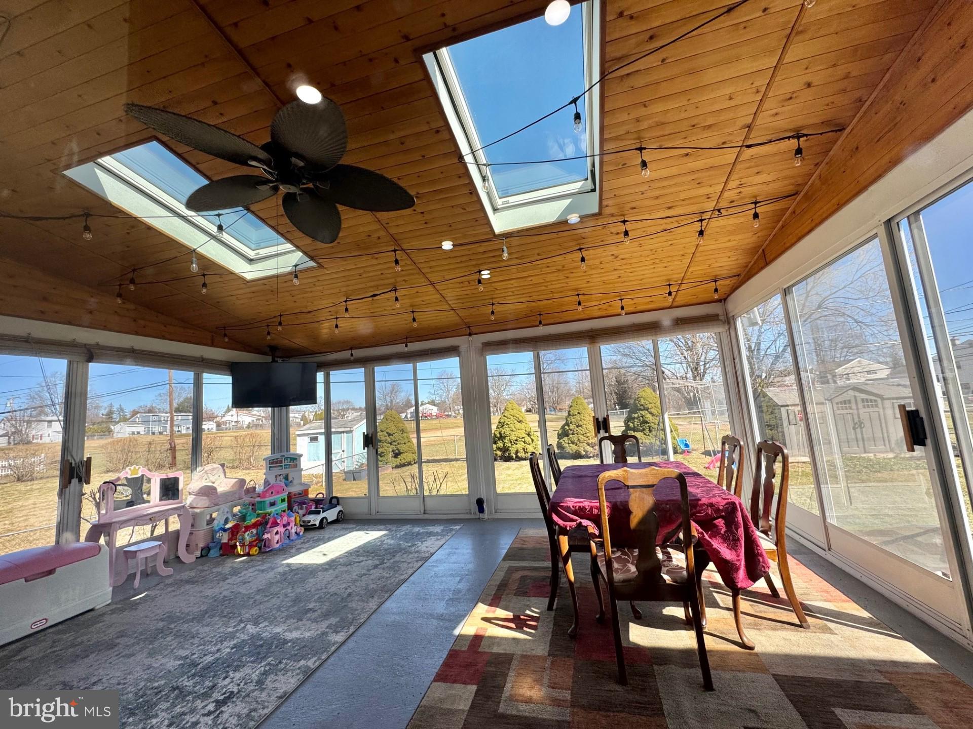 WILLOW WAY - Residential