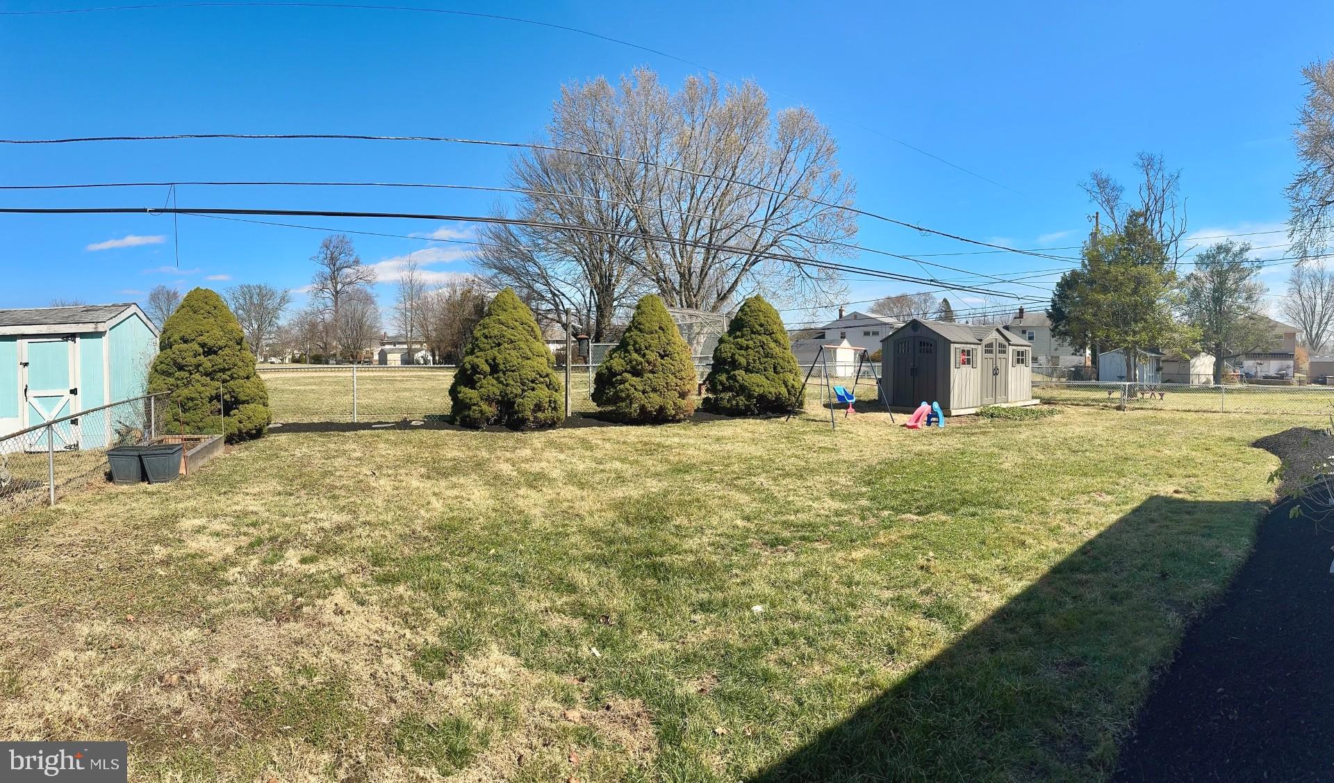 WILLOW WAY - Residential