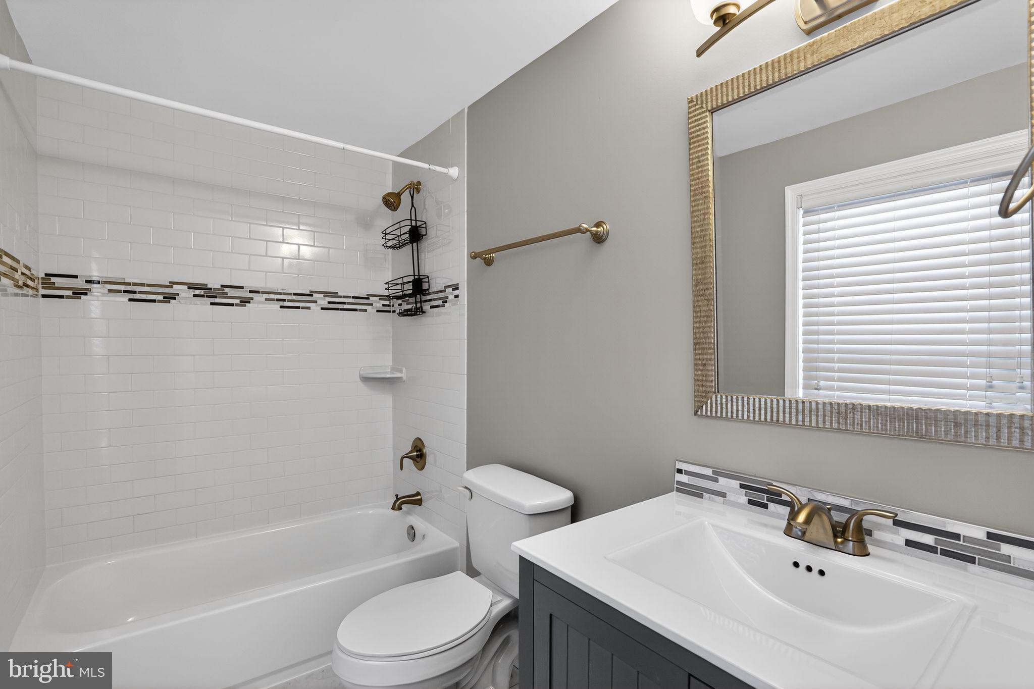 BURKE CENTRE - Residential Lease