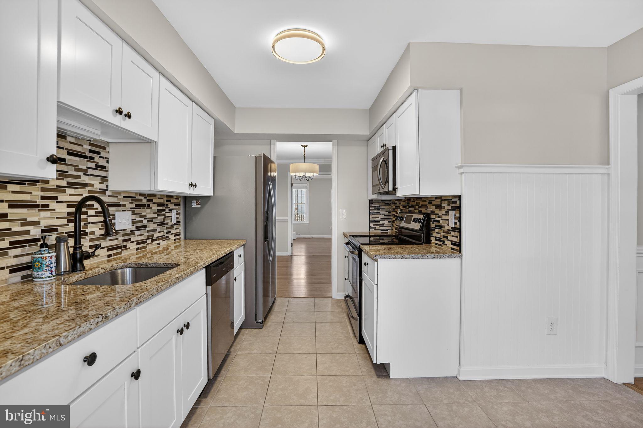 BURKE CENTRE - Residential Lease