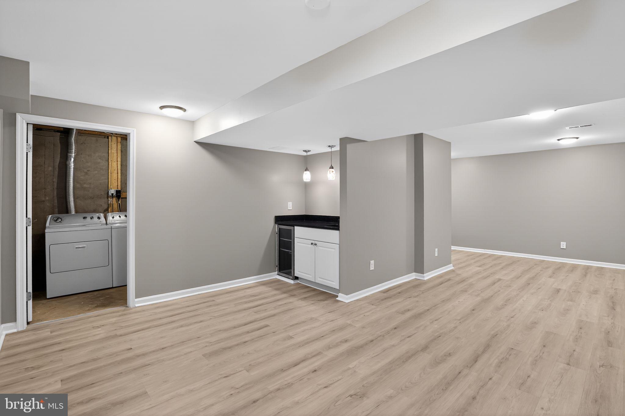 BURKE CENTRE - Residential Lease