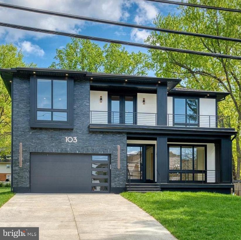 WESTBRIAR COUNTRY CLUB ESTATES - Residential