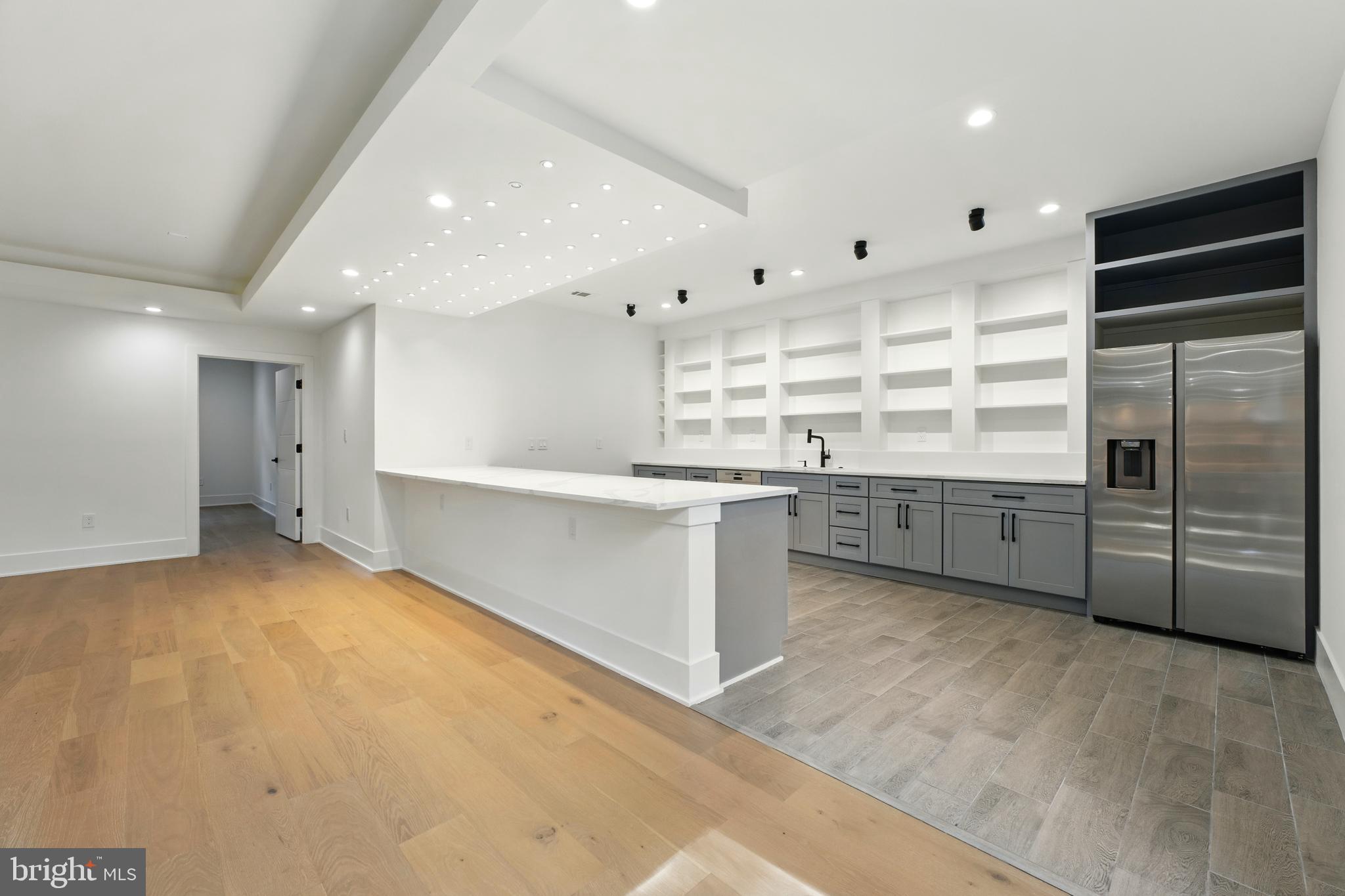 WESTBRIAR COUNTRY CLUB ESTATES - Residential