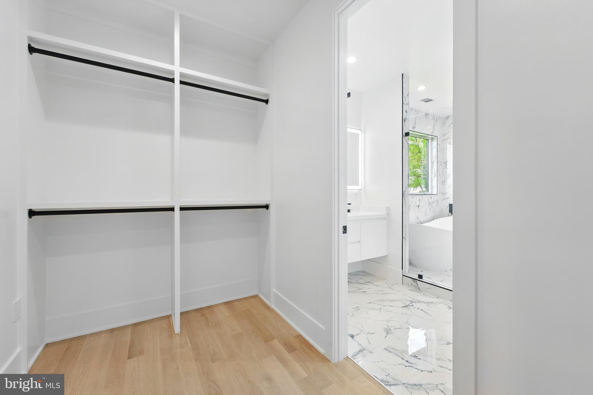 WESTBRIAR COUNTRY CLUB ESTATES - Residential