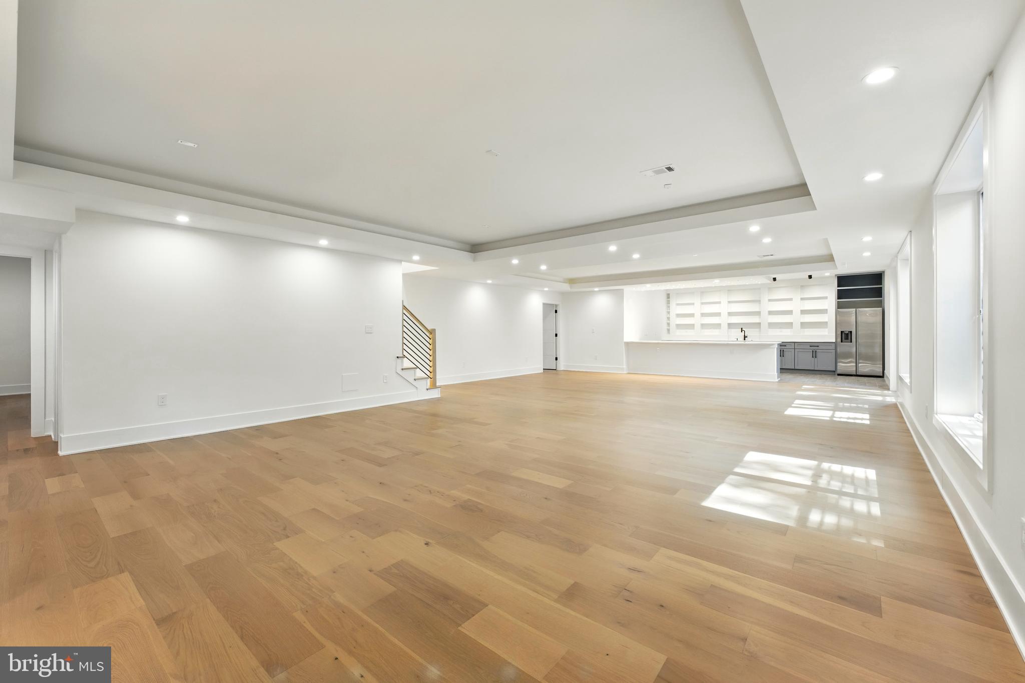 WESTBRIAR COUNTRY CLUB ESTATES - Residential