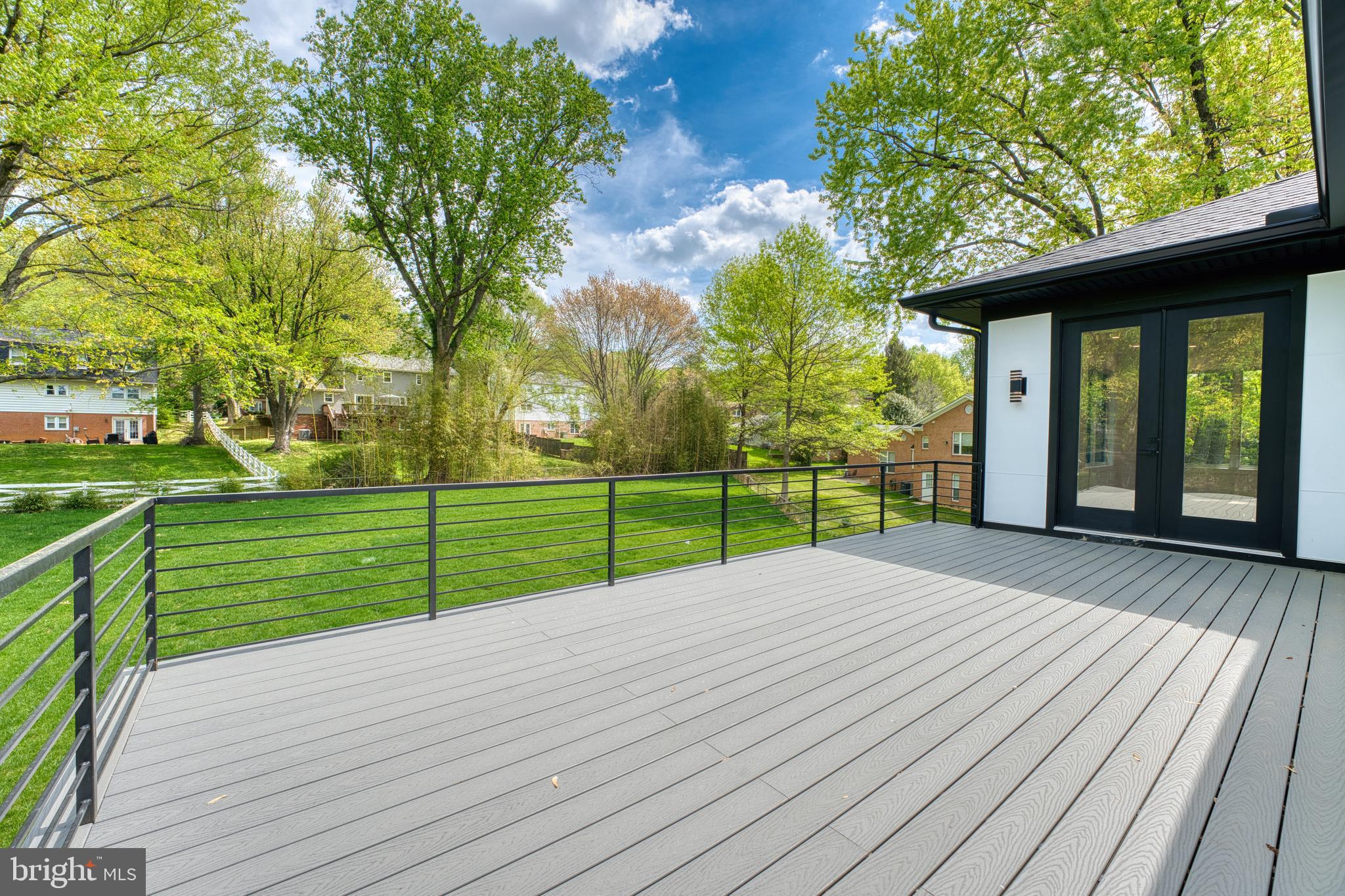 WESTBRIAR COUNTRY CLUB ESTATES - Residential