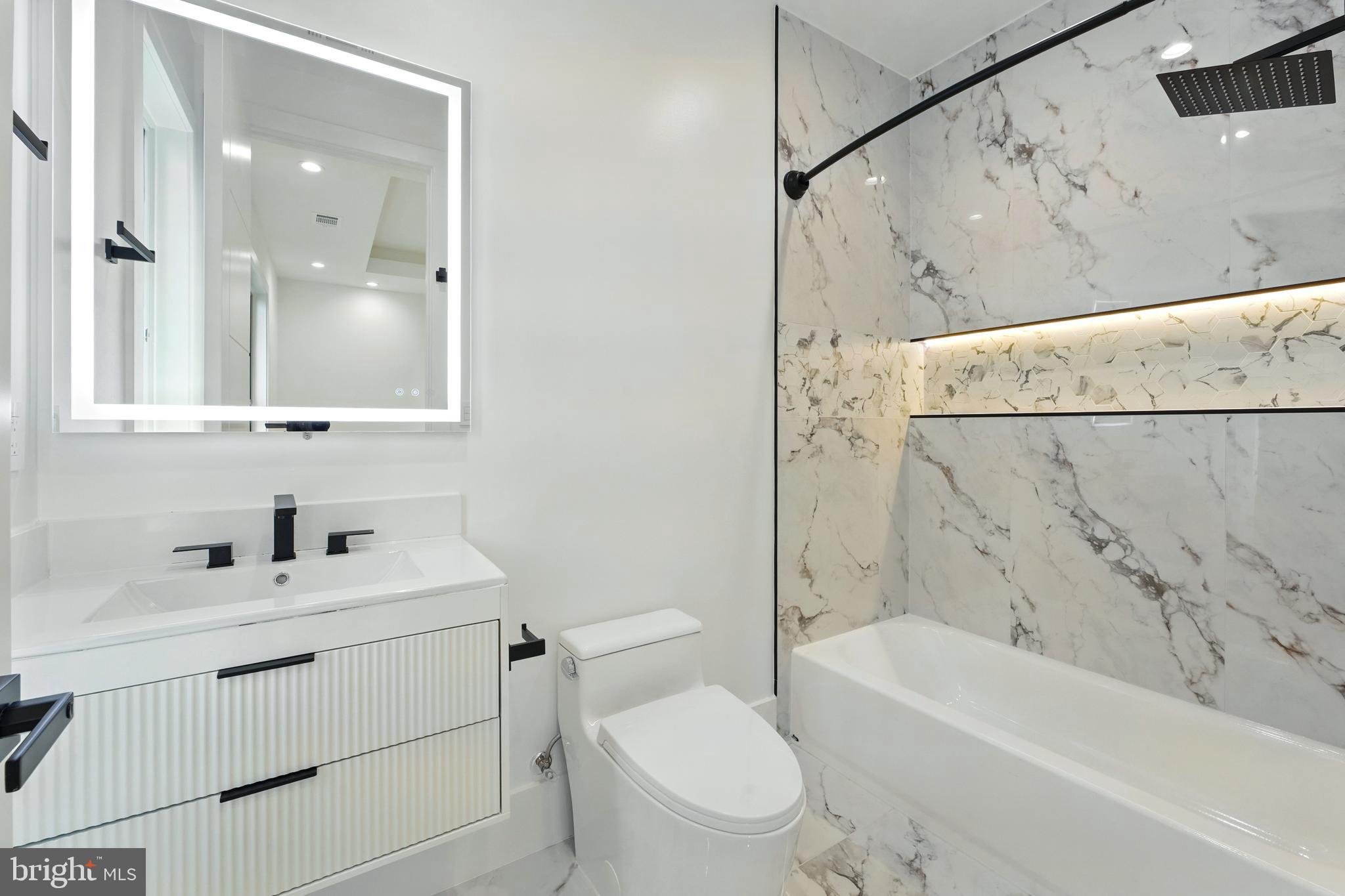 WESTBRIAR COUNTRY CLUB ESTATES - Residential