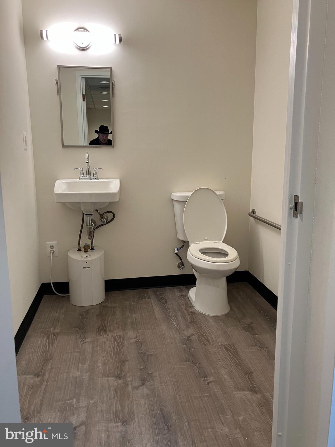 7525 GREENWAY CENTER DRIVE 316