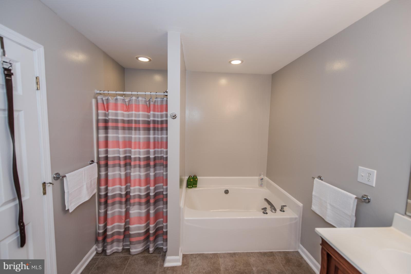 BRIAR RUN - Residential