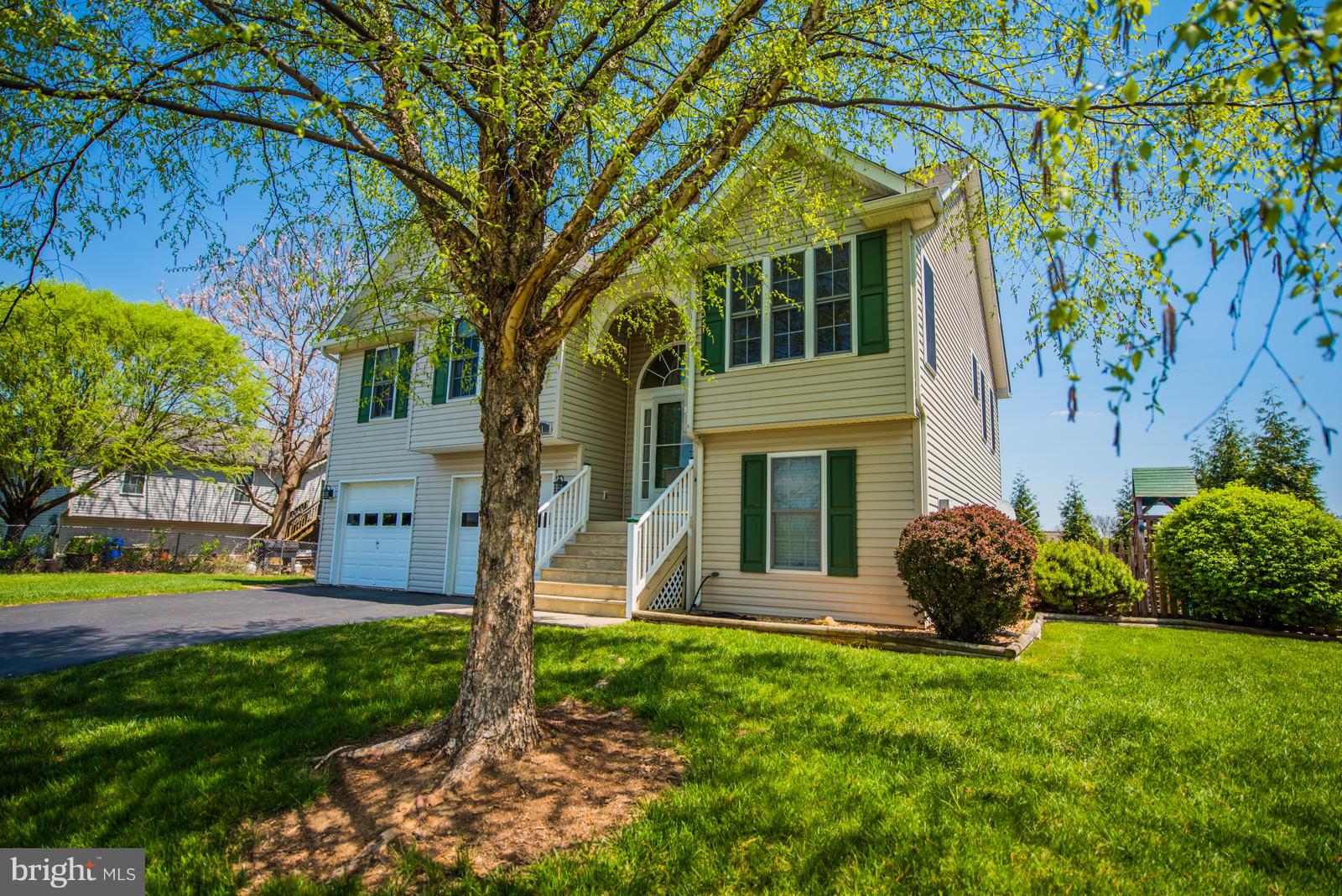 BRIAR RUN - Residential