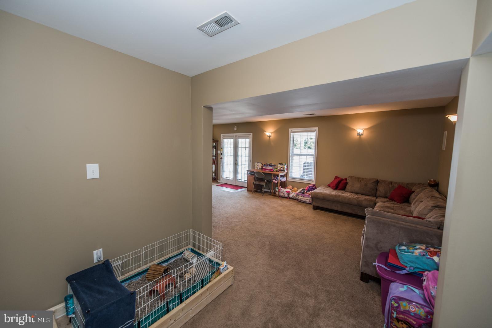 BRIAR RUN - Residential