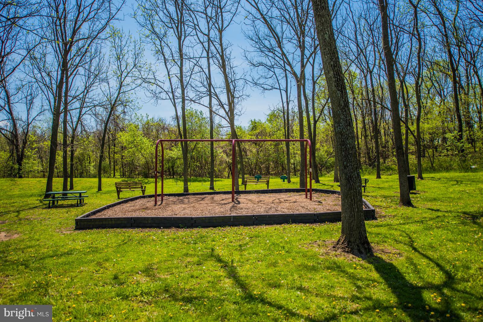 BRIAR RUN - Residential