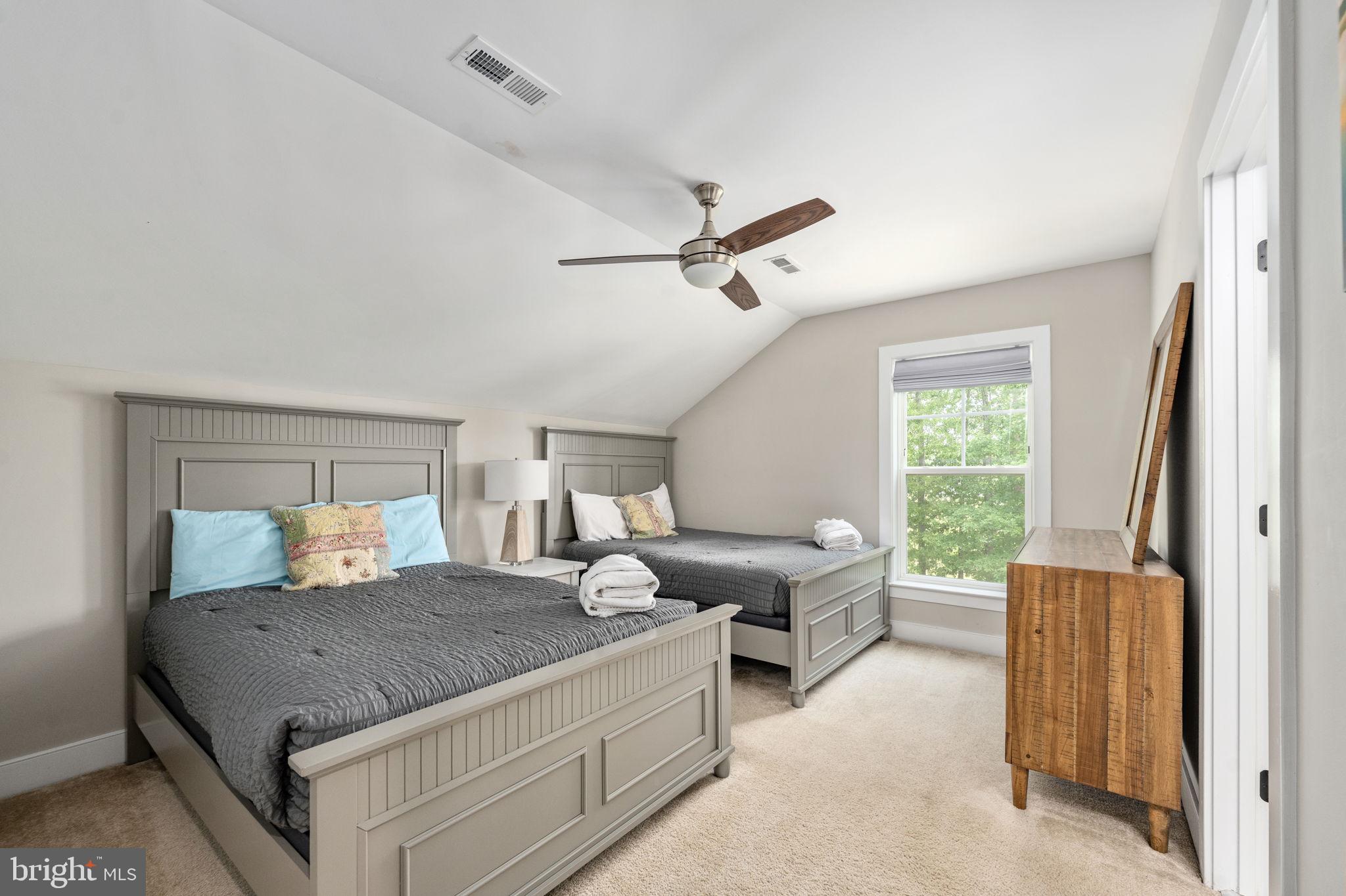 ELK CREEK LANDING - Residential