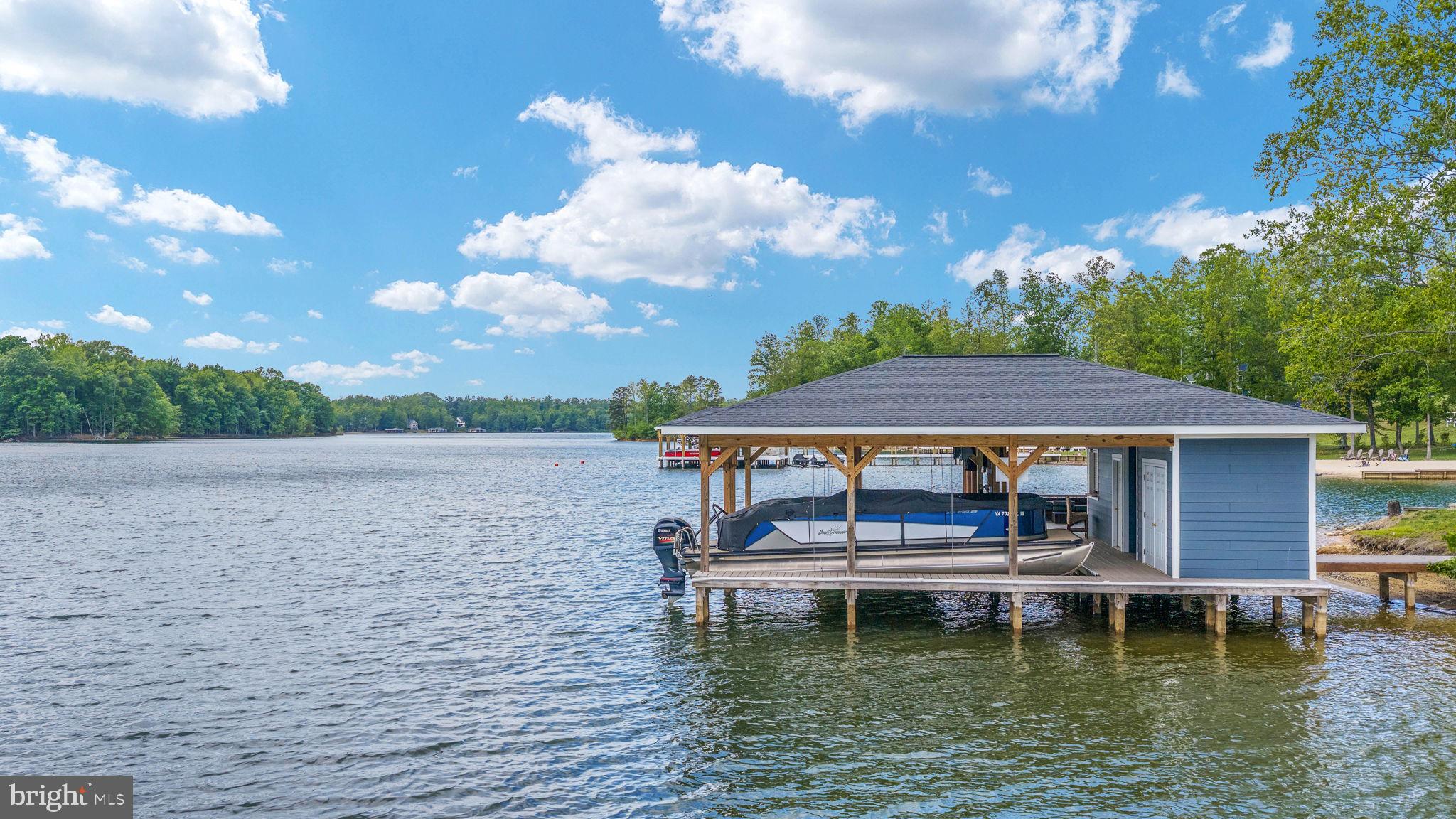 ELK CREEK LANDING - Residential