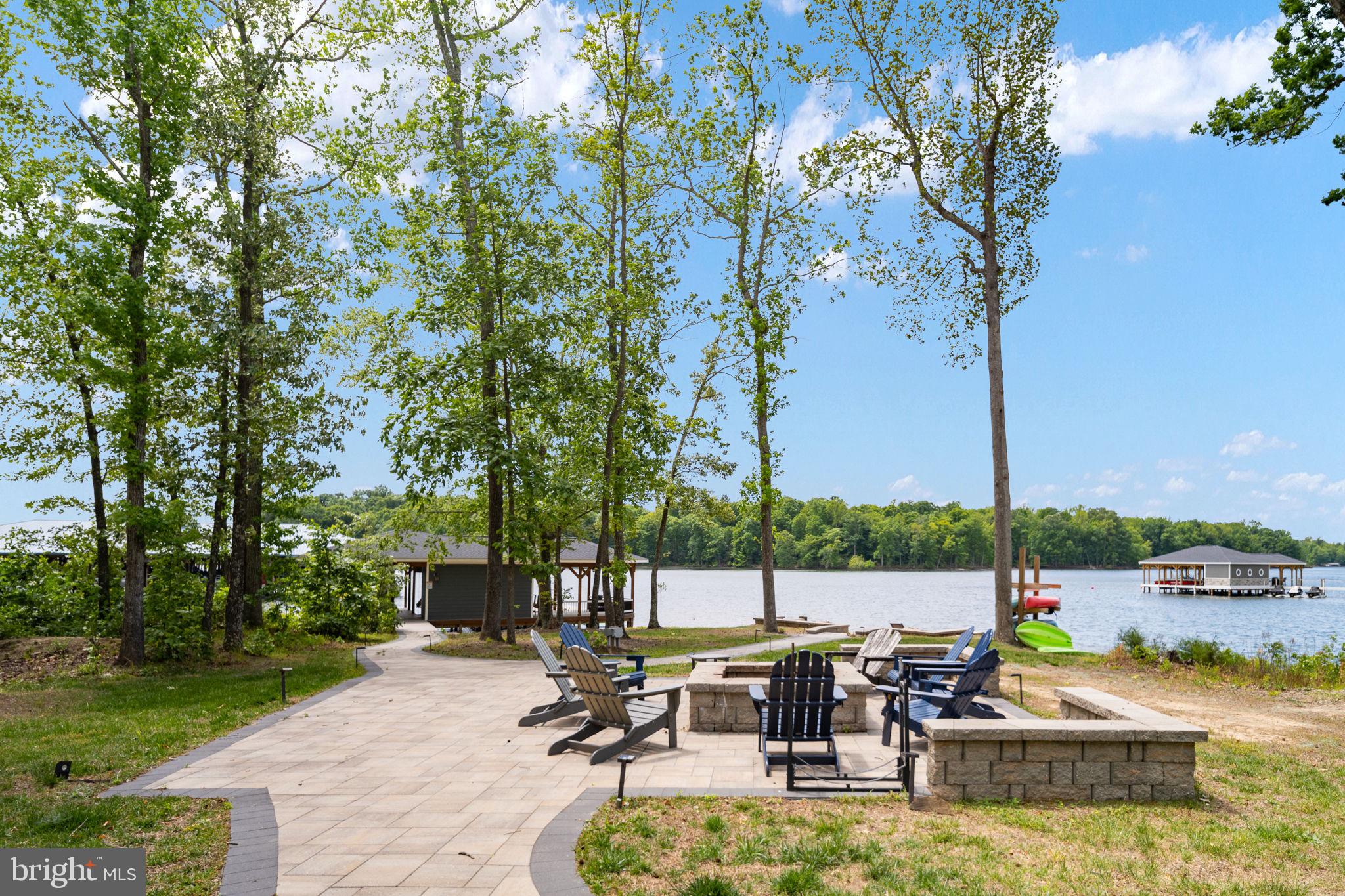 ELK CREEK LANDING - Residential