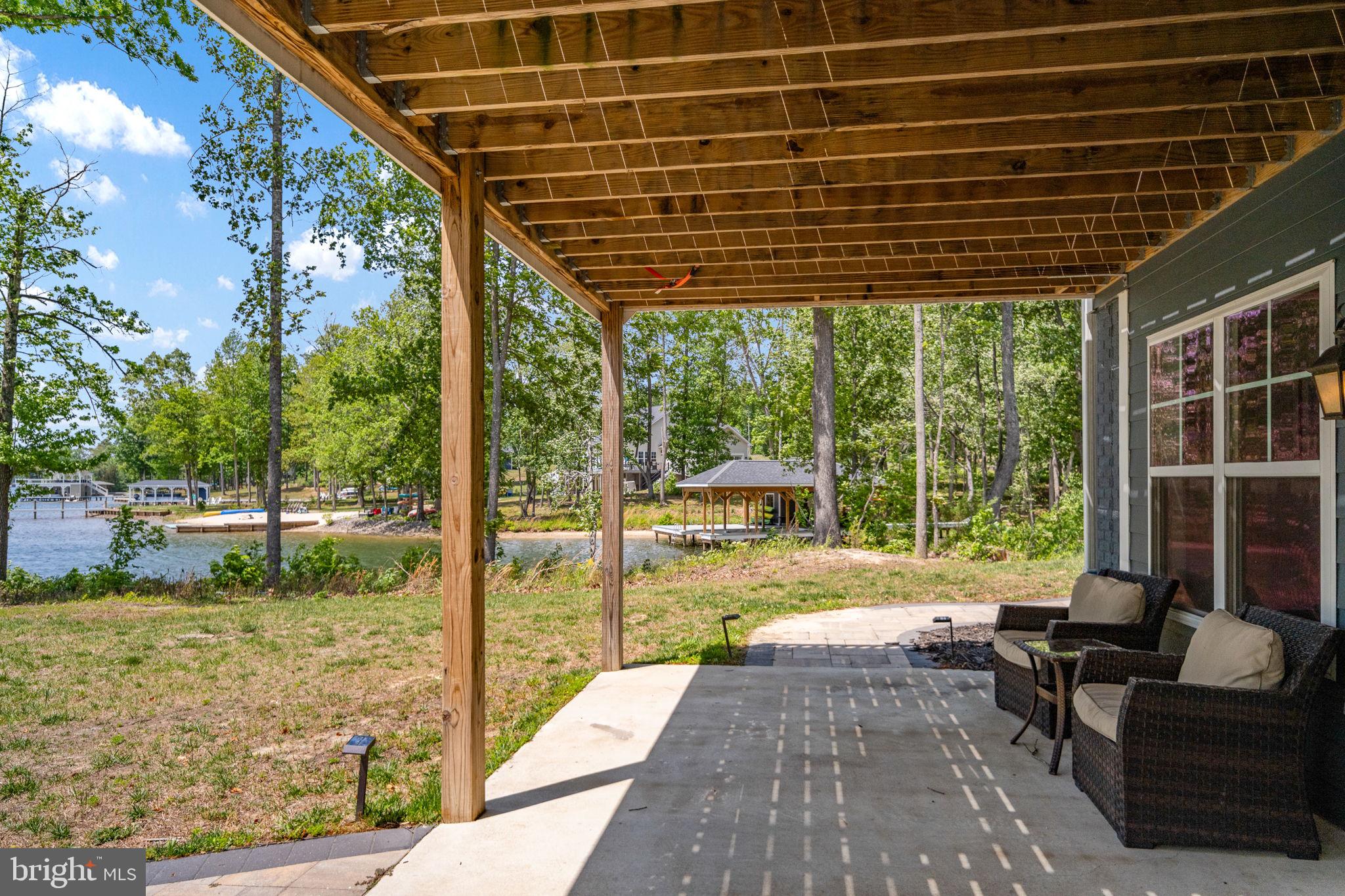 ELK CREEK LANDING - Residential