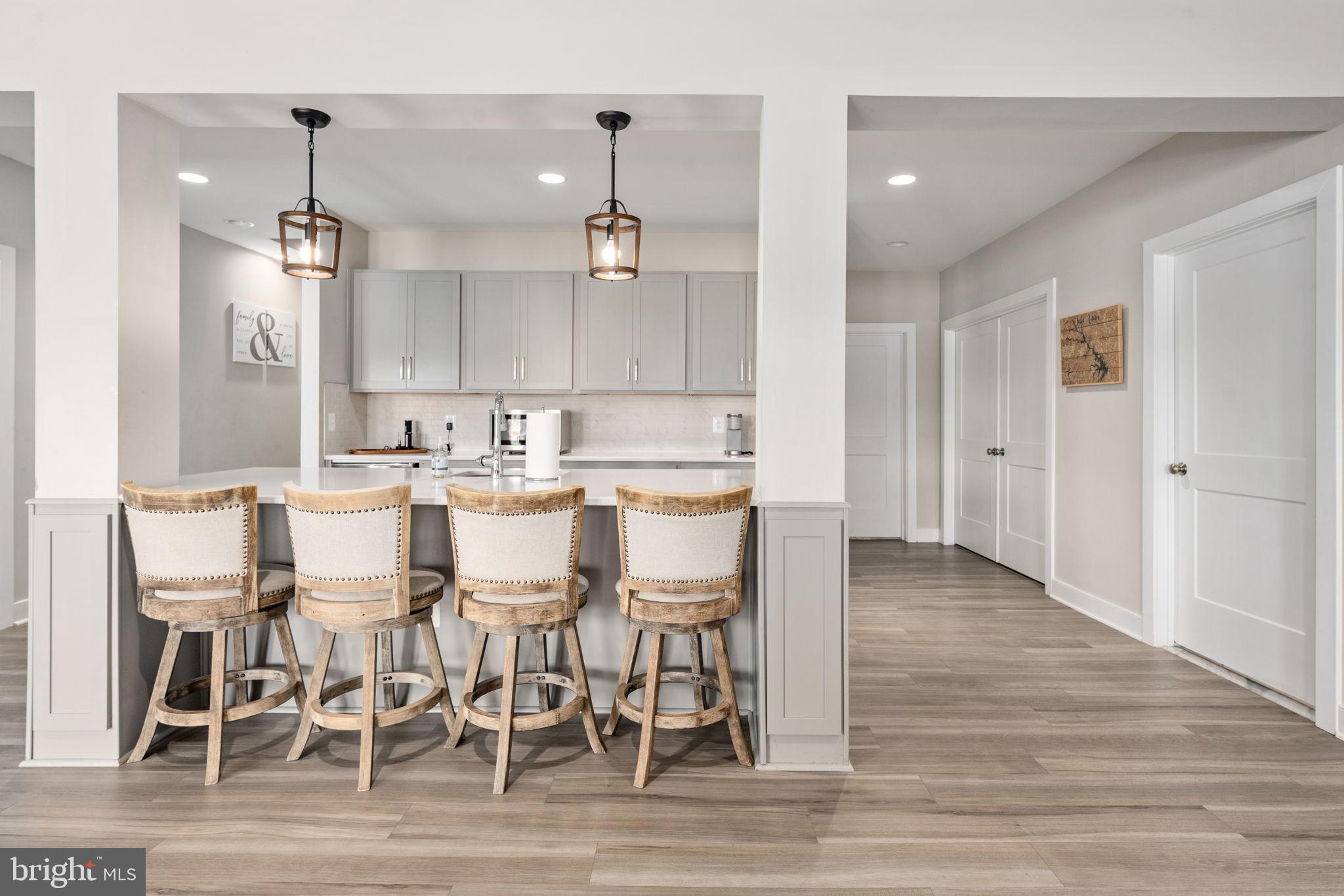 ELK CREEK LANDING - Residential