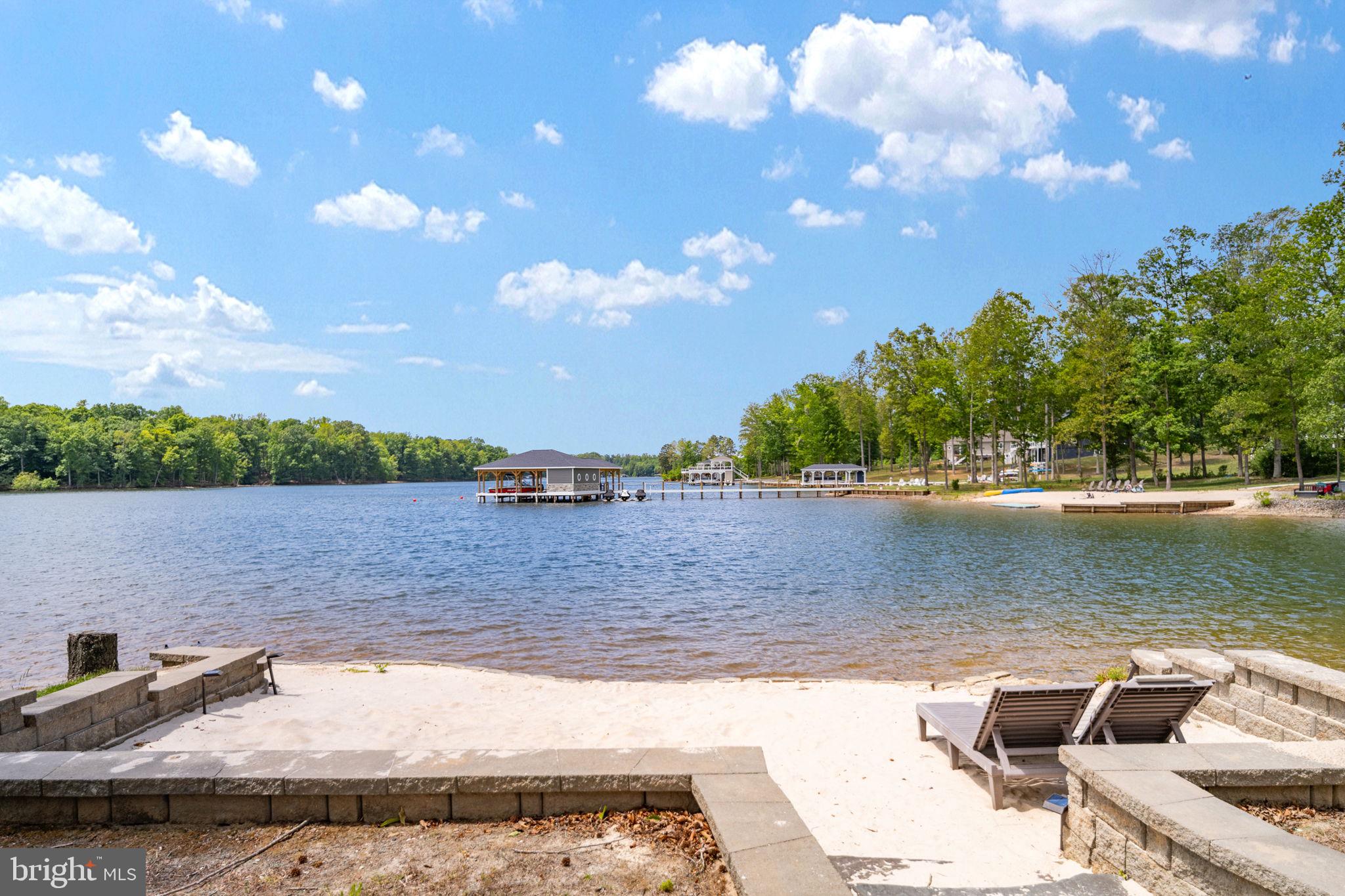 ELK CREEK LANDING - Residential