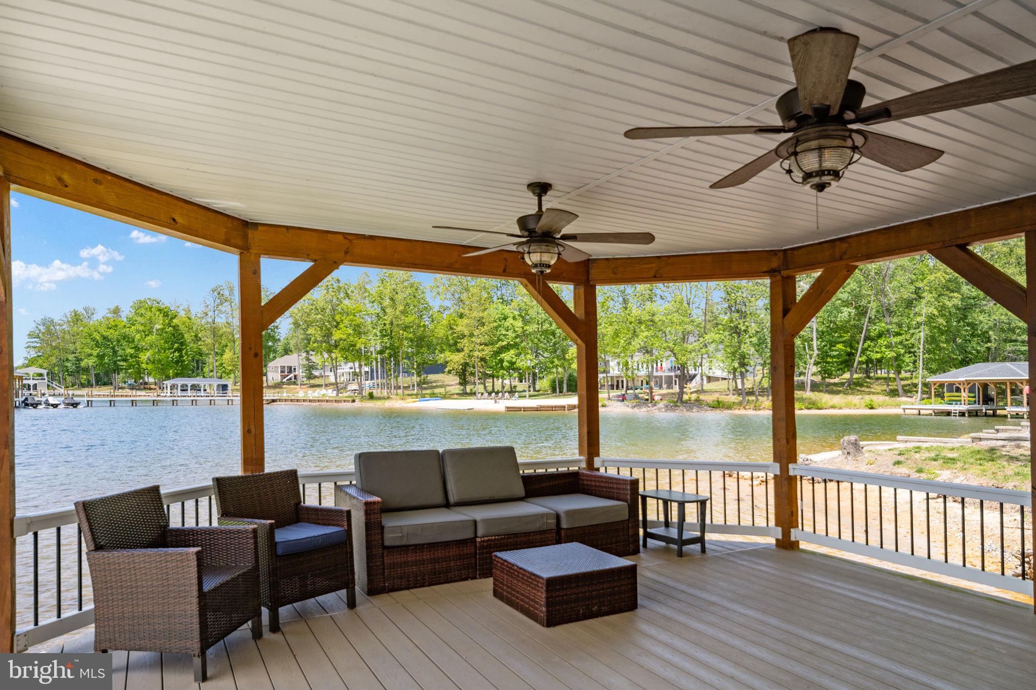 ELK CREEK LANDING - Residential