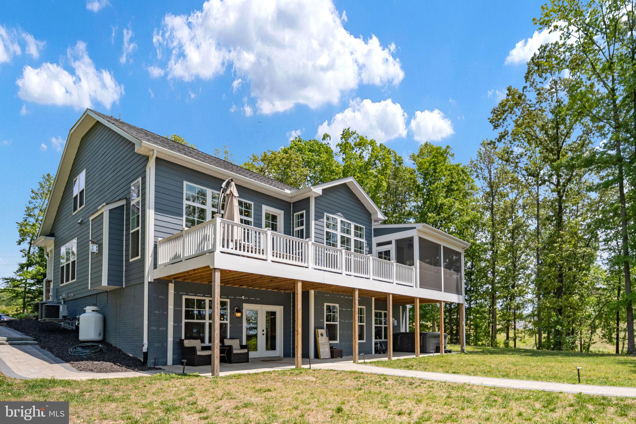 ELK CREEK LANDING - Residential